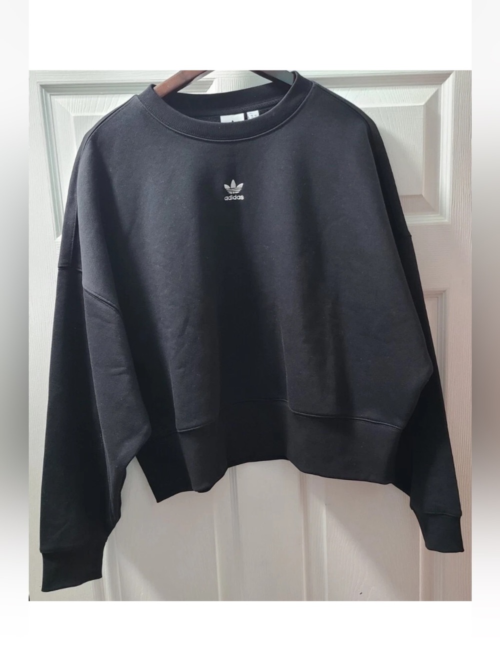 Adidas Originals Women's Adicolor Essentials Crew Sweatshirt Black Large Casual